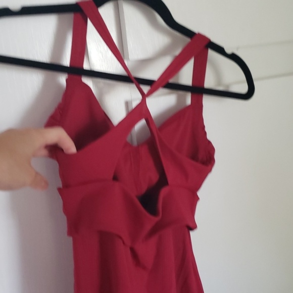 Lululemon Wrap It Up Tank in Cranberry - Picture 2 of 8